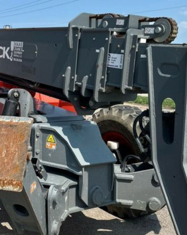 2018 Skyjack SJ1056 TH telehandler - Image 13