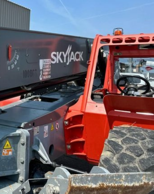 2018 Skyjack SJ1056 TH telehandler - Image 14