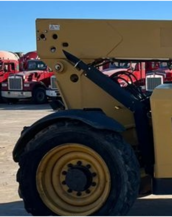 2014 Caterpillar TL642C telehandler - Image 7