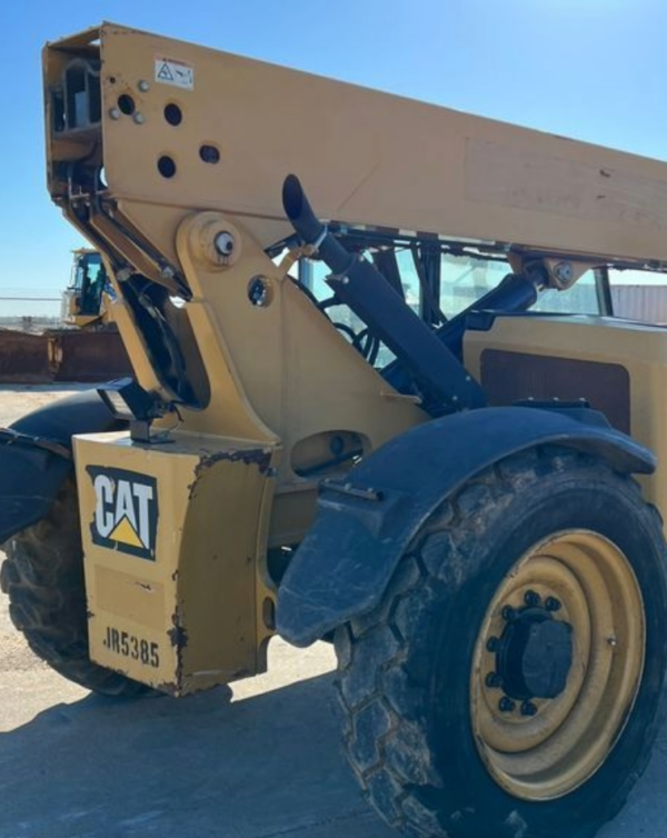 2014 Caterpillar TL642C telehandler - Image 8