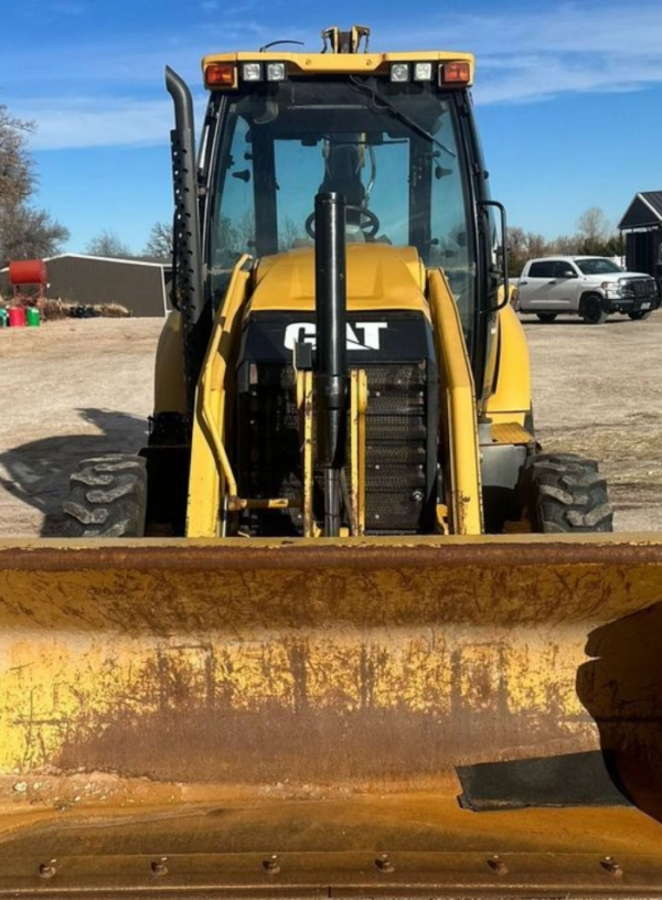 2015 Caterpillar 420F backhoe - Image 4