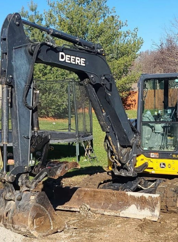 2016 John Deere 60G