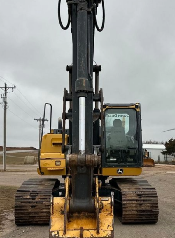 2015 John Deere 210G LC - Image 12