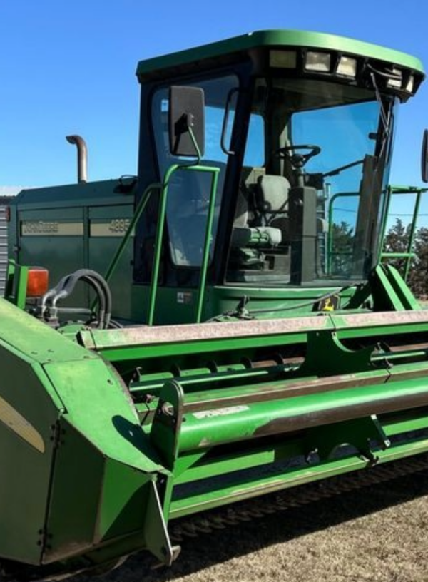 2004 John Deere 4895 swather - Image 7