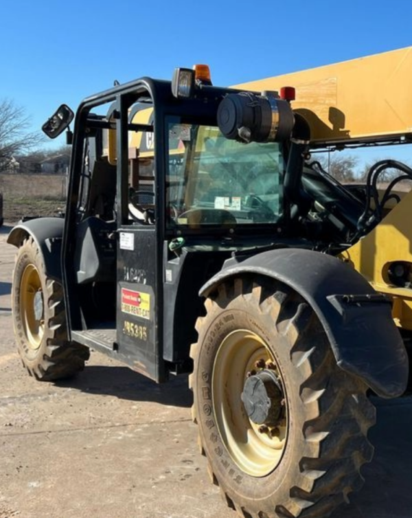 2014 Caterpillar TL642C telehandler - Image 10