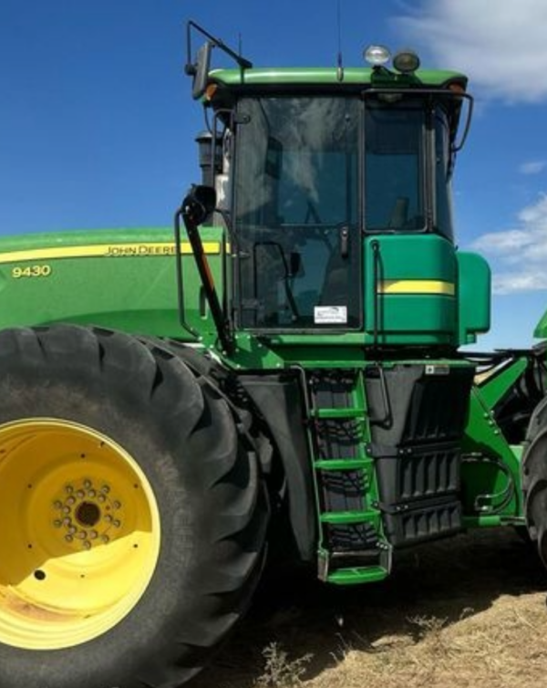 2008 John Deere 9430 4WD tractor