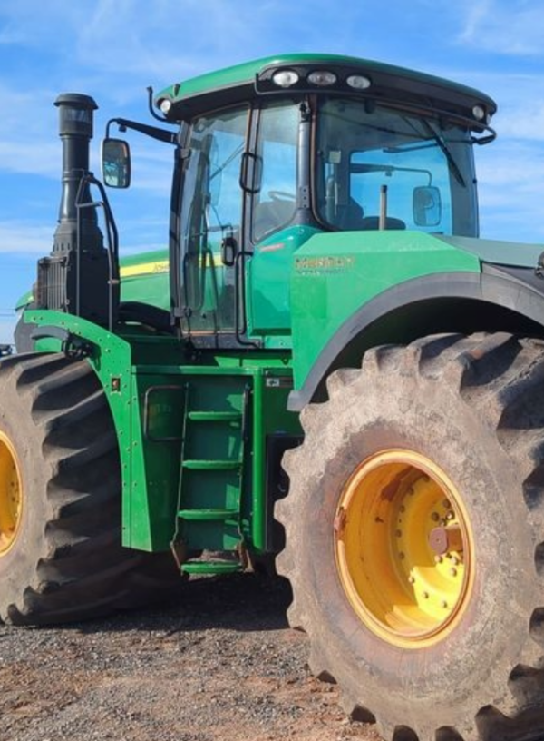 2015 John Deere 9470R Scraper Special 4WD tractor - Image 10