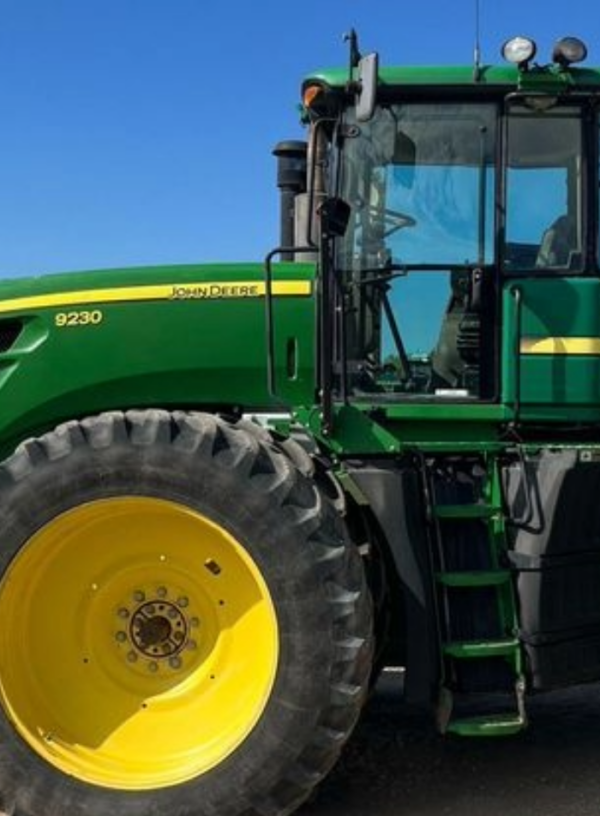 2011 John Deere 9230 4WD tractor - Image 11