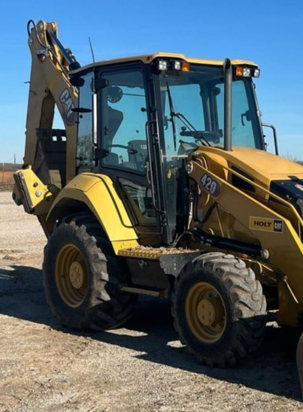 2021 Caterpillar 420ST HRC backhoe - Image 16